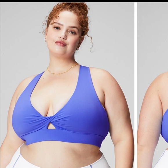 NWT Fabletics Womens 3X Oasis Twist Sports Bra Periwinkle Punch Crisscross Strap - Picture 6 of 6